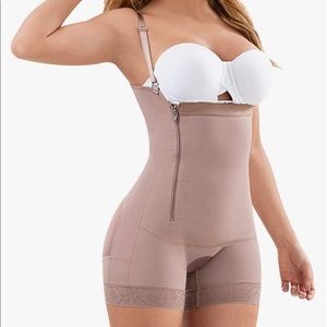 Fajas fajate Colombiana Women's Compression Shape wear Size 3XL Nude Color NWT